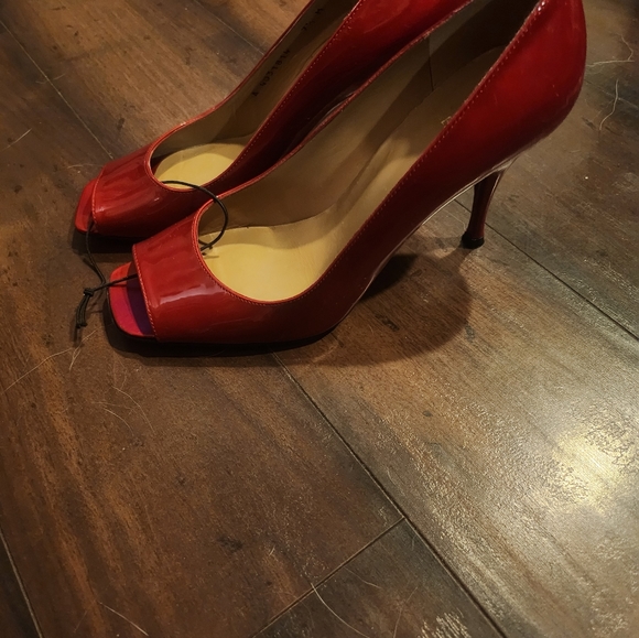 Stuart Weitzman Red peep open toe heels 7.5 - Picture 3 of 8